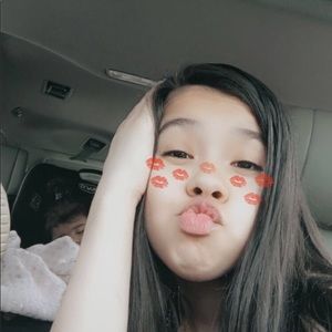 Meet your Posher, Melany